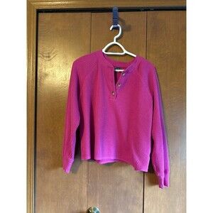 Old Navy women’s long sleeve top
